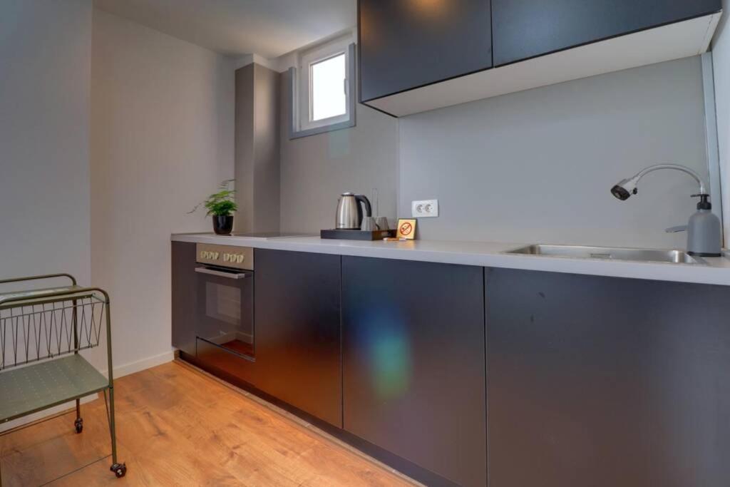 Town Square Apartment Pristina Eksteriør bilde