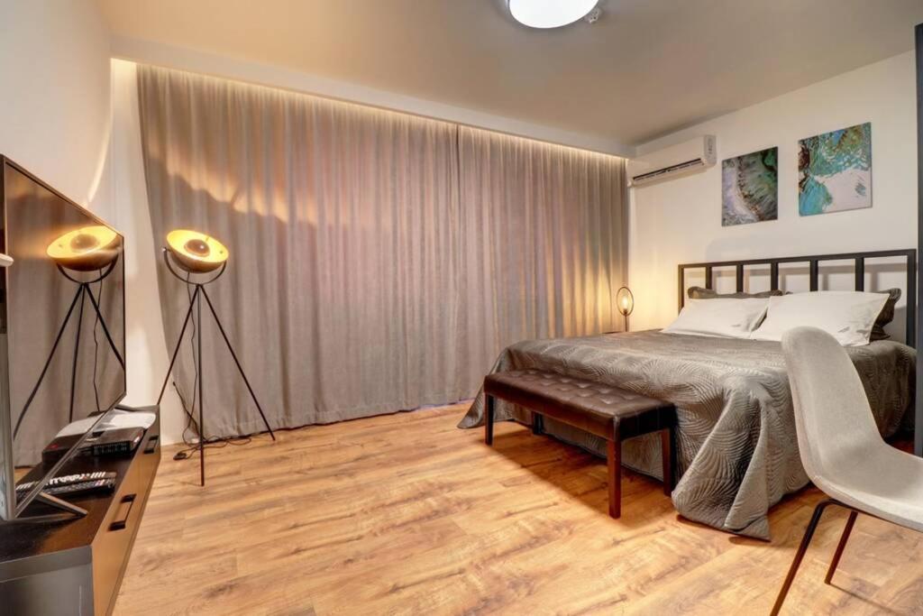 Town Square Apartment Pristina Eksteriør bilde
